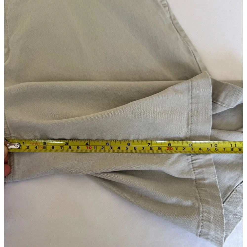 Tommy Bahama Boracay Chino Shorts Men's Size 40 Khaki Golf Casual Travel Beach
